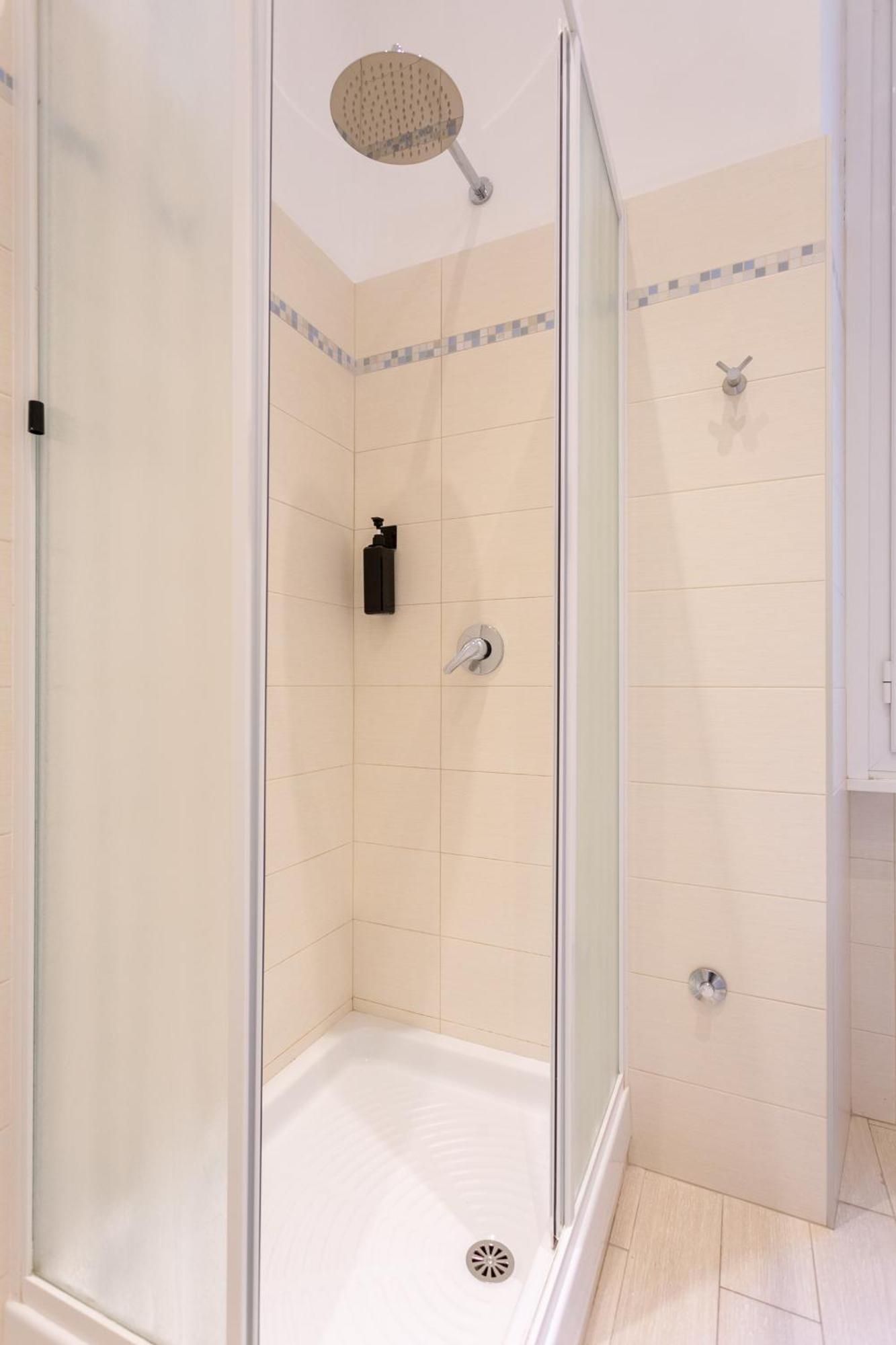 Apt Rome 5 Bdrms Bagian luar foto